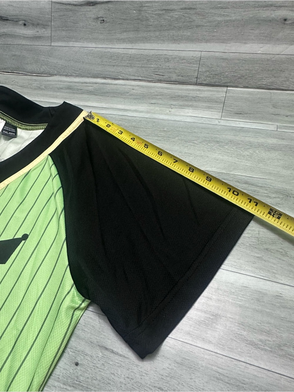 Hello Kitty Kuromi-Powerpuff Green Kuromi 'Besties' Baseball Cat Jersey - Picture 8 of 11